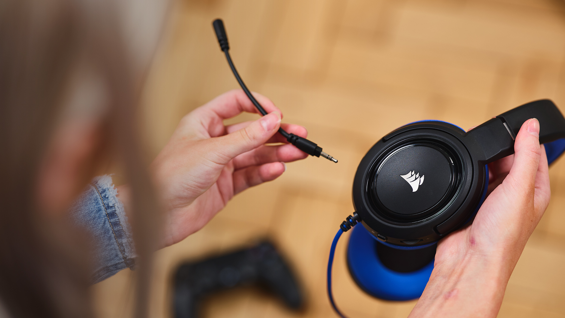 Micro của Tai nghe Corsair HS35 Stereo Carbon